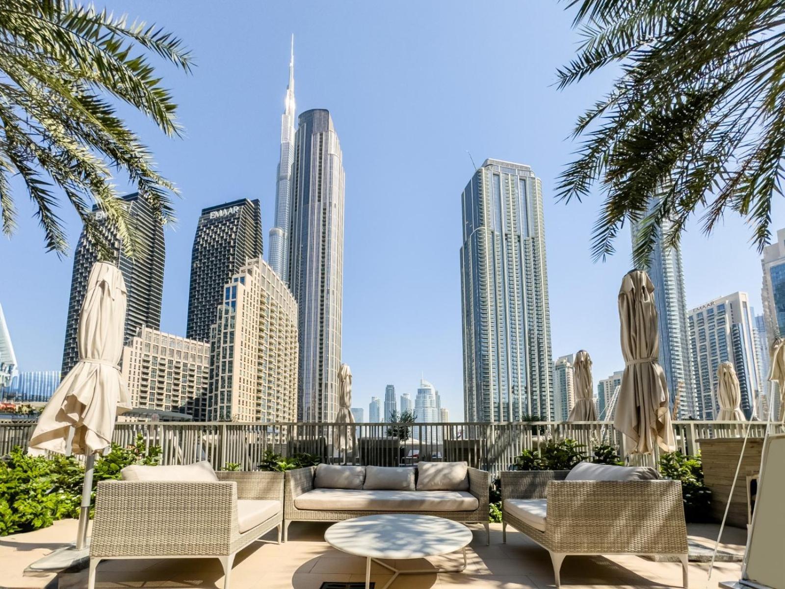 شقة Charming In Downtown Just Steps From Burj Khalifa & Mall By Bhavan دبي