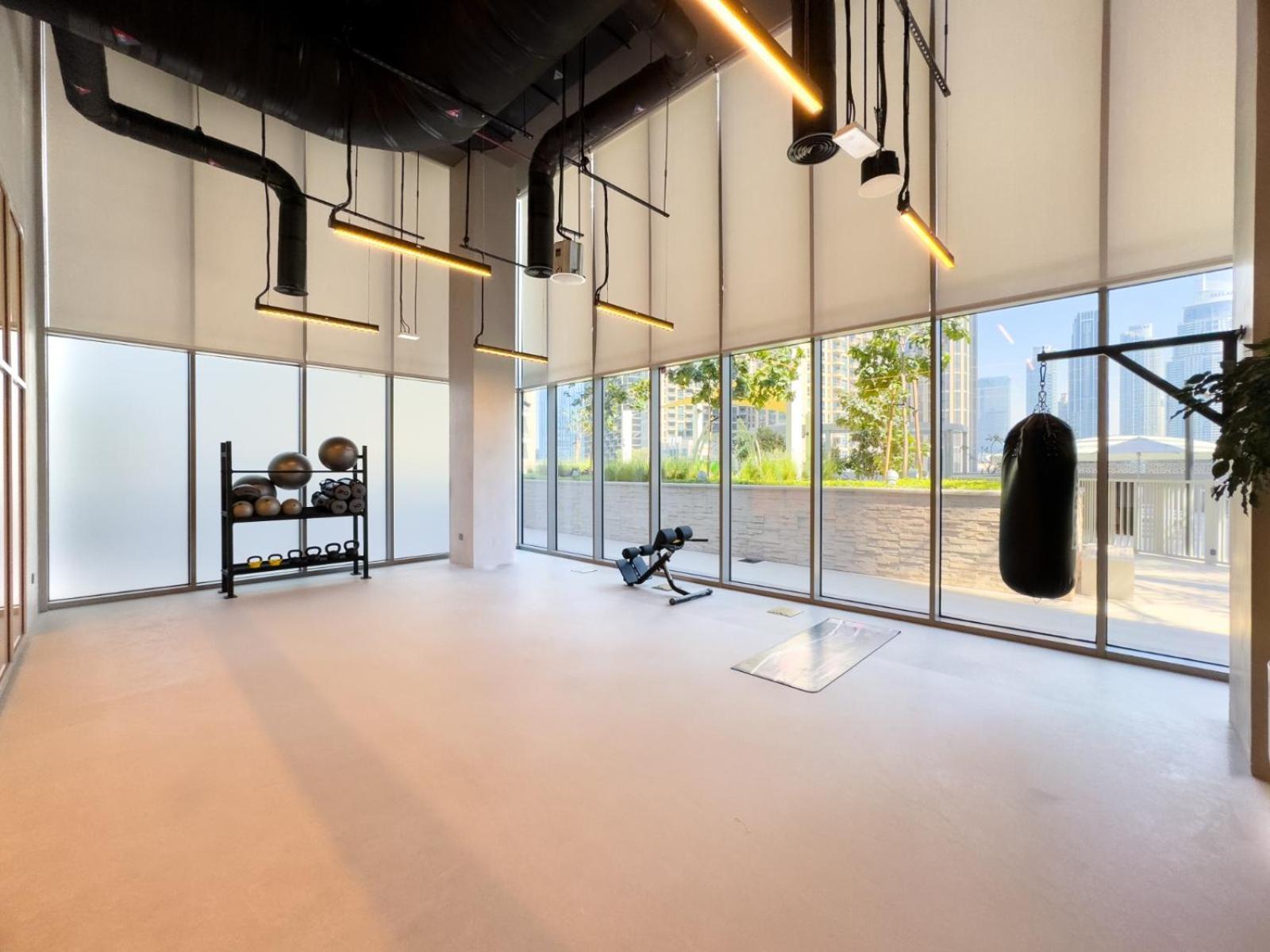 Charming In Downtown Just Steps From Burj Khalifa & Mall By Bhavan شقة دبي